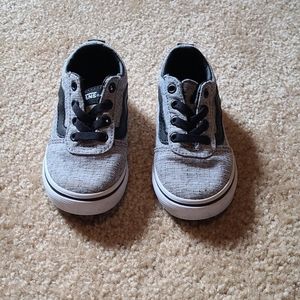 Boys Vans Size 6C
